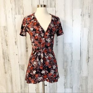 URBAN OUTFITTERS / By Corpus